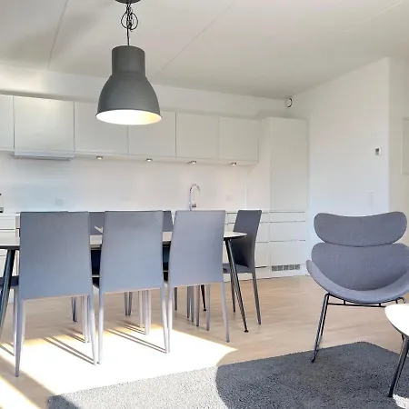 Modern Spacious 3 Bedroom At Ricahrd Mortensens Vej With Balcony Close To The Royal Arena And Fields