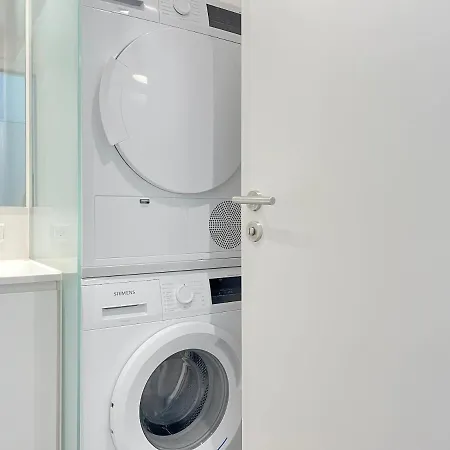 Modern Spacious 3 Bedroom At Ricahrd Mortensens Vej With Balcony Close To The Royal Arena And Fields Kopenhag